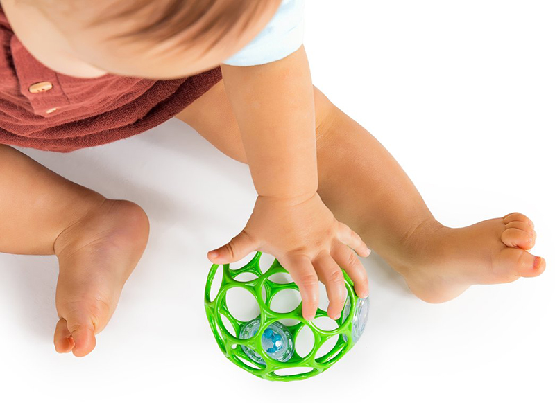 Eerste speelgoed - Oball - rammelaar - 10 cm - per stuk