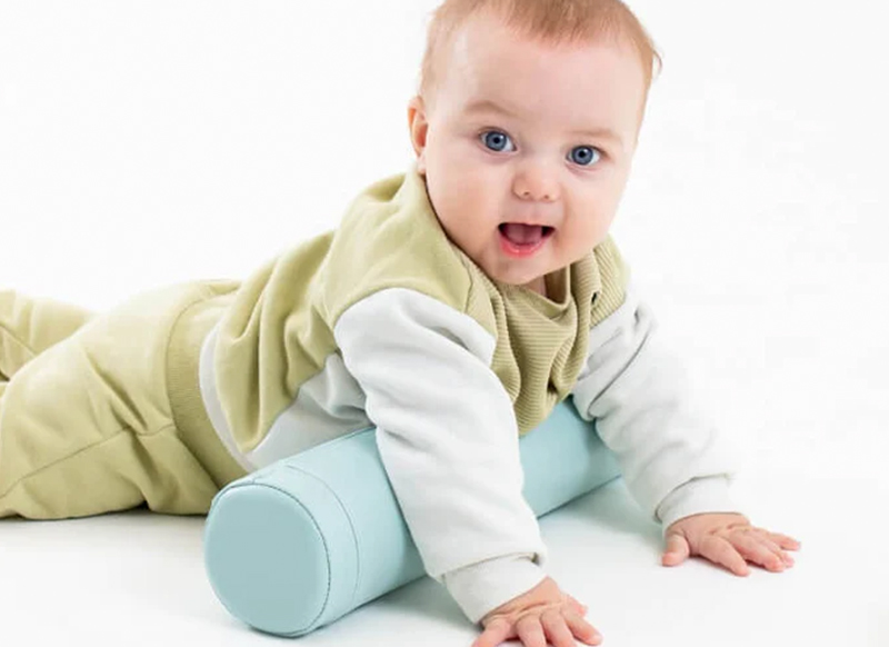 Soft play - IGLU - tummy roller - verkrijgbaar in 5 kleuren - per stuk