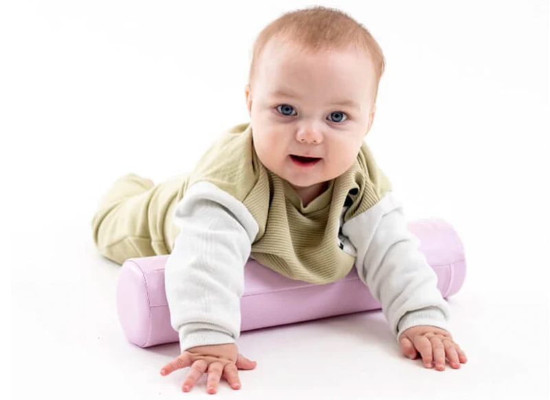 Soft play - IGLU - tummy roller - verkrijgbaar in 5 kleuren - soft lavender - per stuk