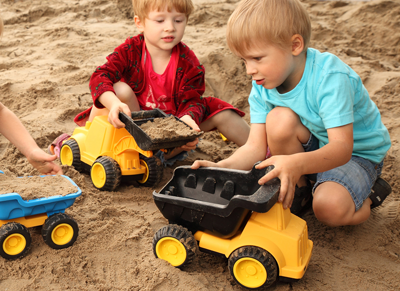 Voertuigen - Beleduc - truck - zand - per stuk