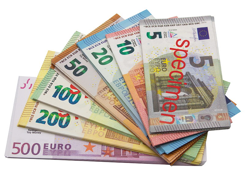 Geld - biljetten - rekengeld - set van 140 assorti