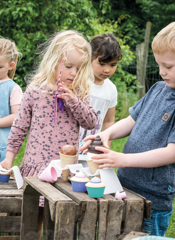 Speelgoed - imitatievoeding - Dantoy - cake en ijsjes - set van 56 assorti