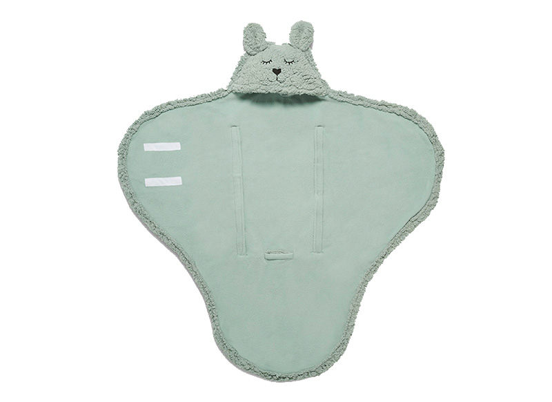 Ash green