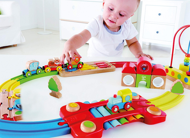 Spoorbaan - Hape  regenboog-puzzel