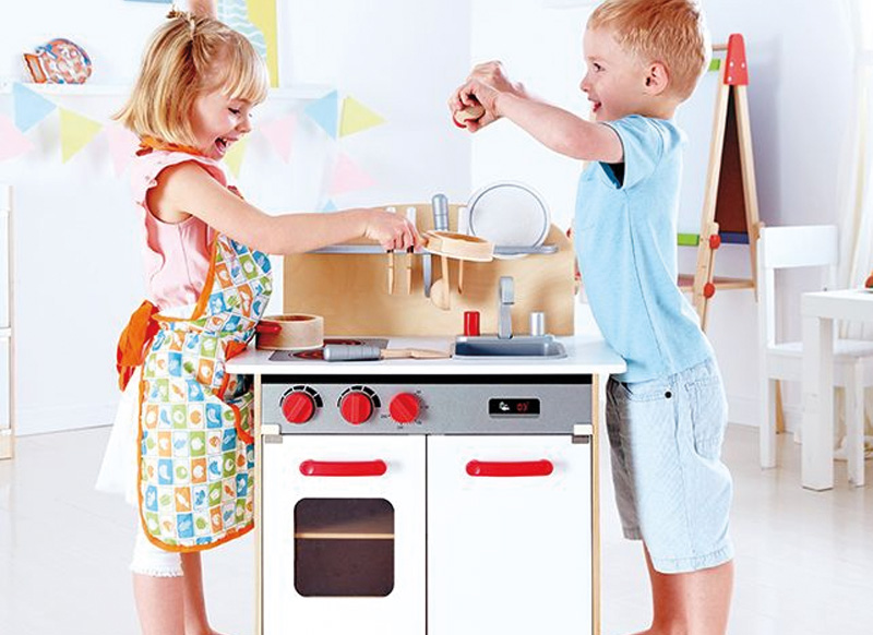Speelmeubel - keuken - Hape White Gourmet Kitchen - oven - fornuis - afwasbak - 55 x 32 x 70,5 cm - per stuk
