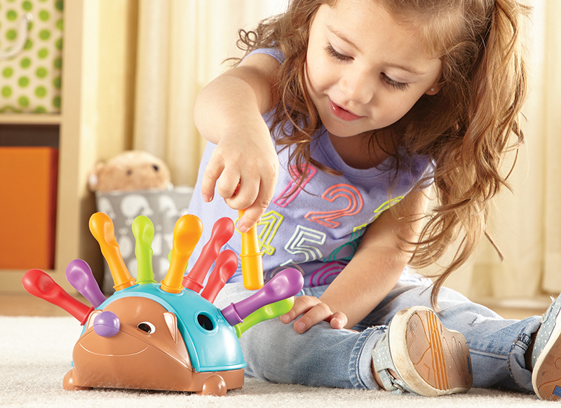 Spel - Learning Resources Spike The Fine Motor Hedgehog - egel - fijne motoriek - per spel