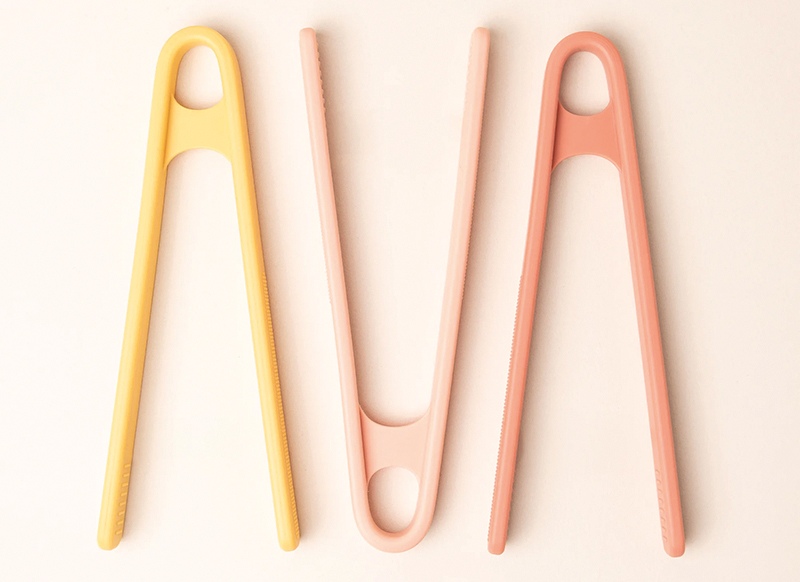 Open-ended - pincetten - Inspire My Play PlayTRAY Tongs - coral, yellow - accessoire - per set