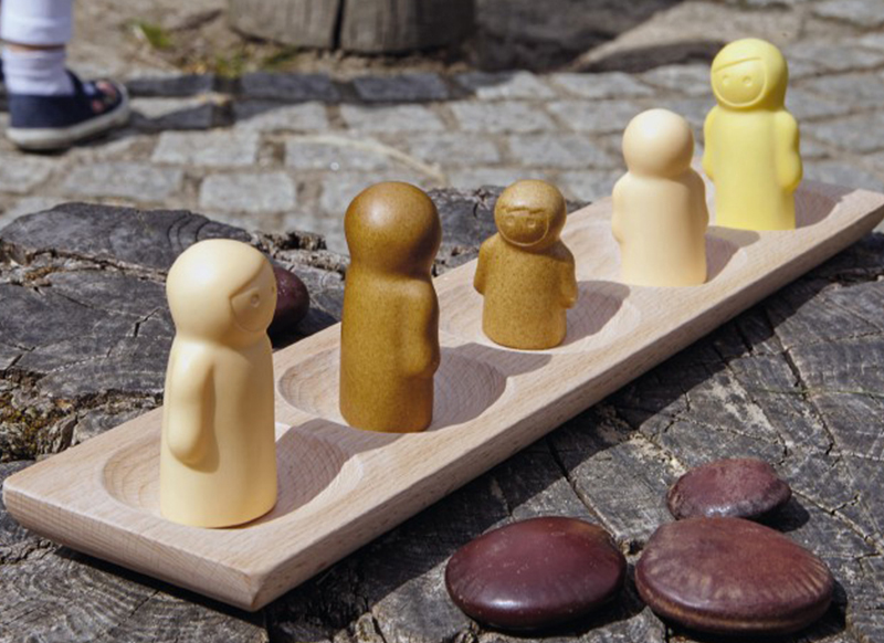 Figuren - Yellow Door Little People - set van 9