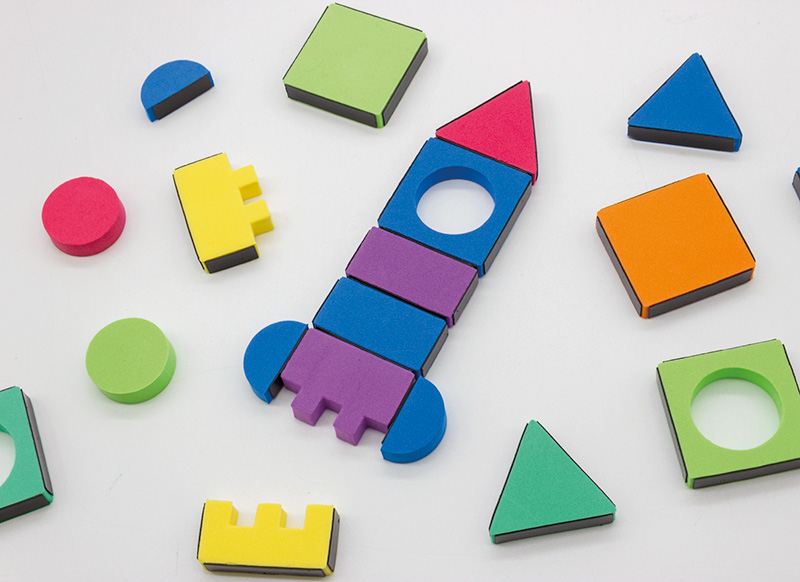 Constructie - vormen - magnetisch - foam - set van 135 assorti