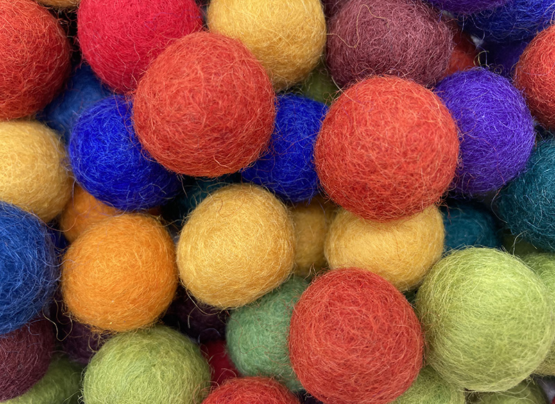 Wattenbollen - vilt - gekleurd - sensorische - set van 240 assorti