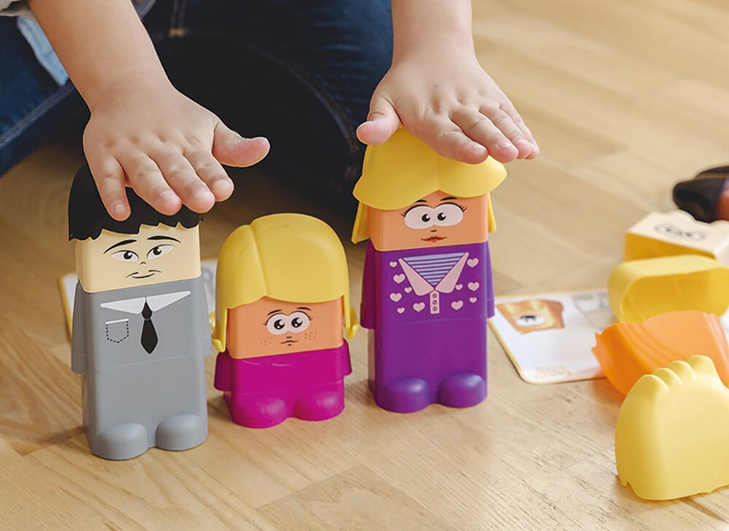 Blokken - Miniland - diversiteit - sociaal-emotioneel - set van 18 assorti
