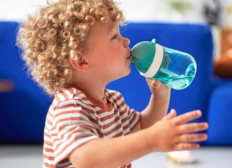 Eetgerei - beker - Mepal - Mio - rietjesbeker - 300 ml - per stuk - leverbaar in 3 kleuren