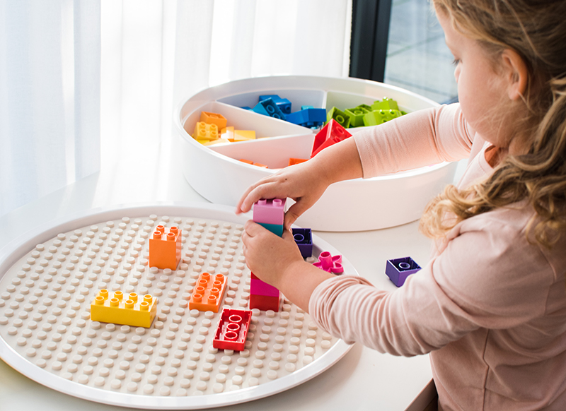 Open-ended - oprolbare bouwplaat - Inspire My Play - PlayTRAY - Building Block Mat - stone - accessoire - per stuk