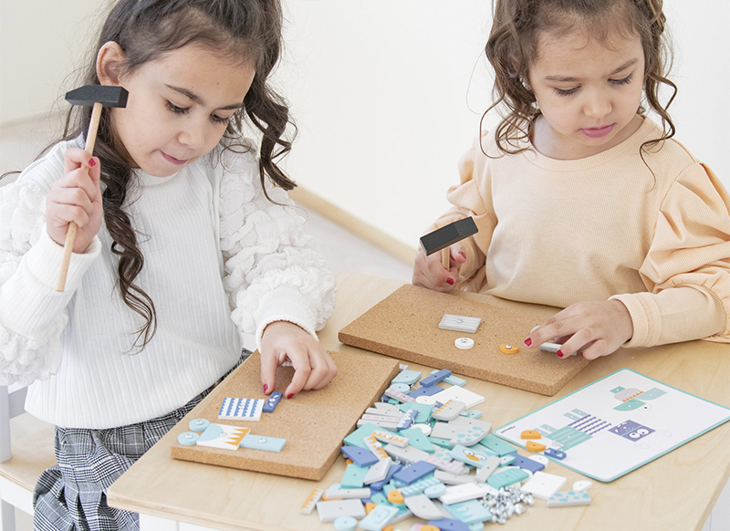 Spel - constructiespel - hamertje tik - Minibots - fijne motoriek - per set