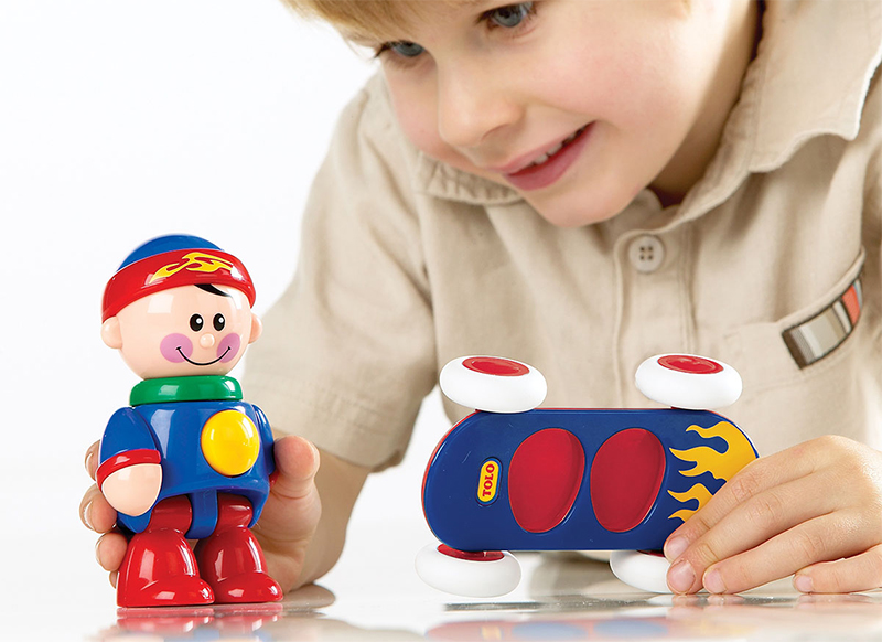 Eerste speelgoed - Tolo - first friends - friends on wheels- 7-delig