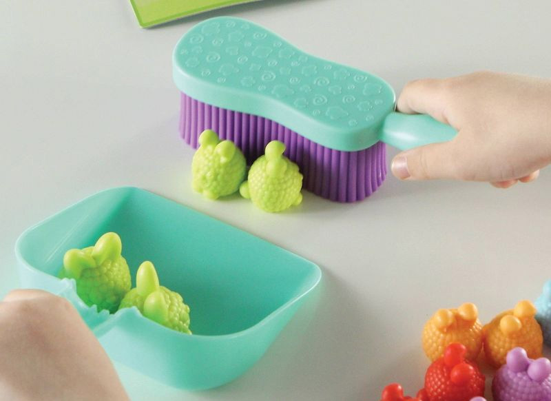 Spel - sorteerspel - telspel - Learning Resources Count & Clean Dust Bunnies - tel- en poetskonijnen - per spel